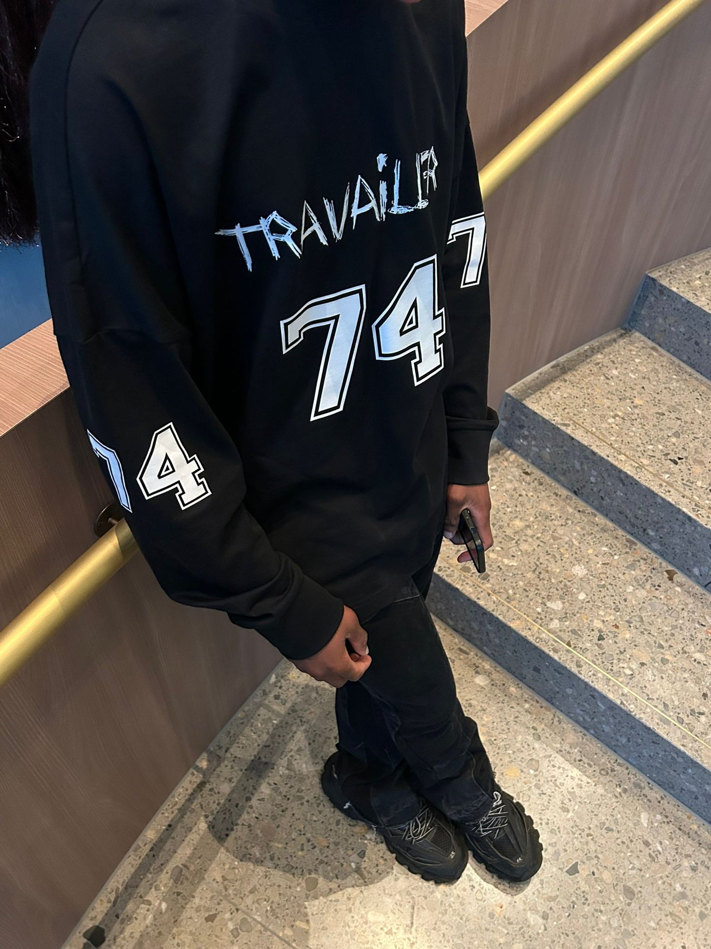 VARSITY LONGSLEEVE